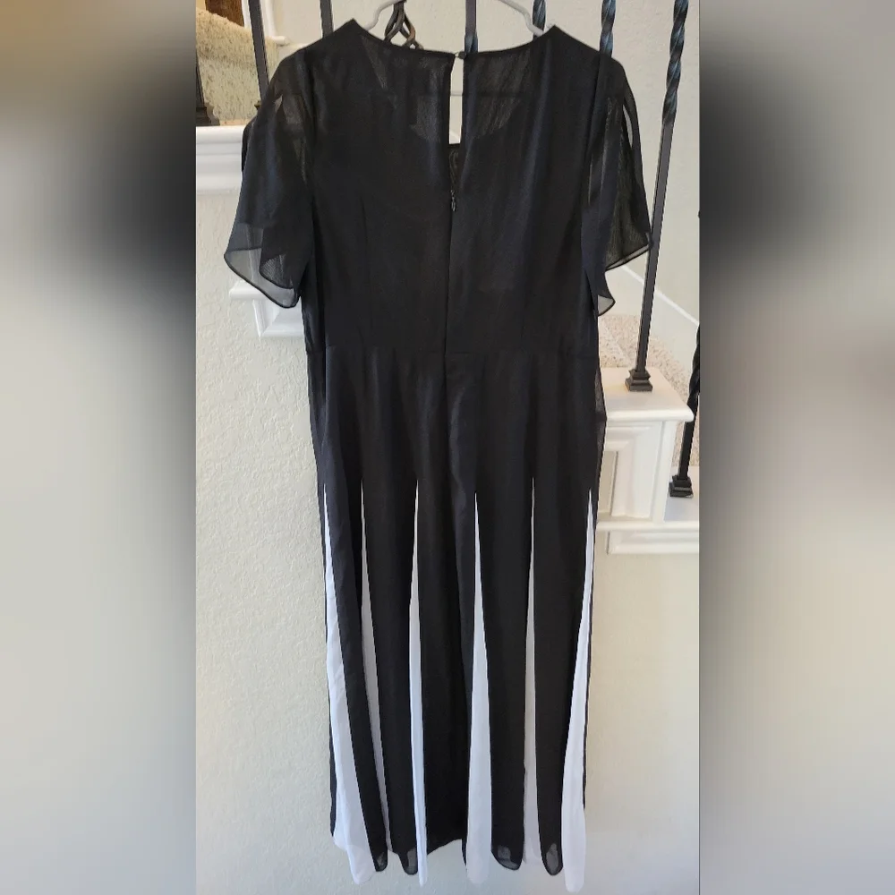 Size 6  Ashro Black White Formal Church Wedding Party Addae Flowy Gown Dress - Picture 3 of 4